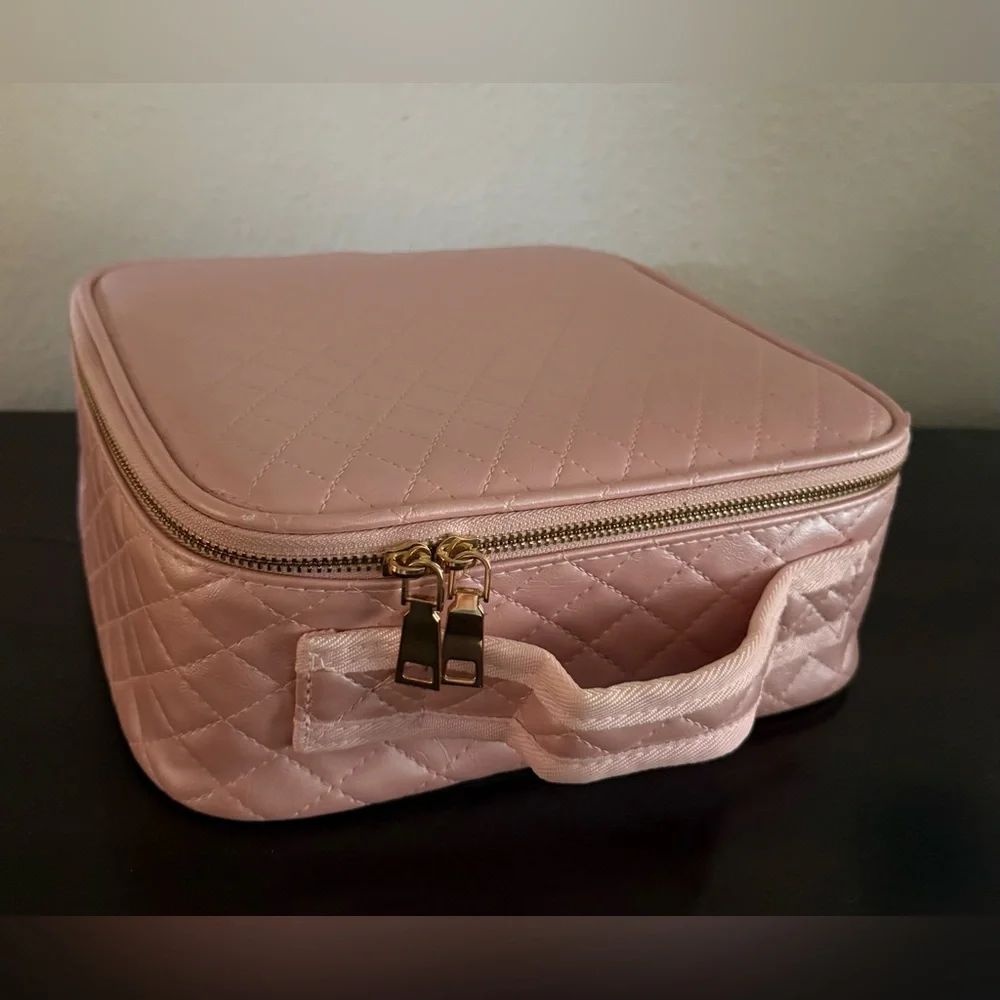 Pink LED Makeup Case Travel Cosmetic Organizer w Mirror Train Case Storage